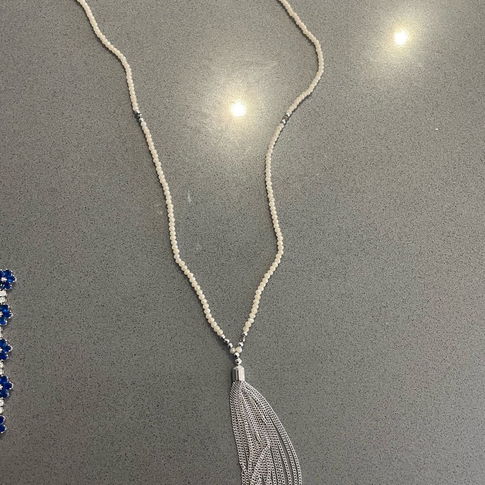 Elegant Silver and Cream Beaded Necklace